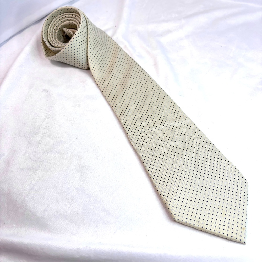 Vintage Givenchy Monsieur Handsome Silk Tie - Winter White w/ Navy Polka Dots - Picture 9 of 9
